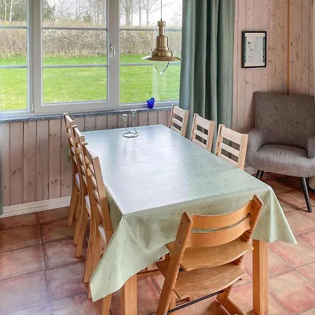 3 Bedroom Awesome In