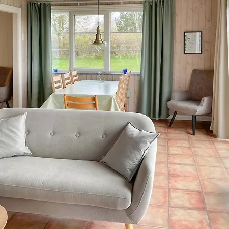 3 Bedroom Awesome In *