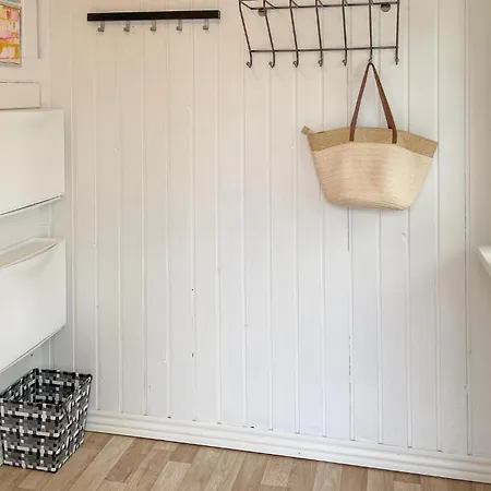 3 Bedroom Awesome In *