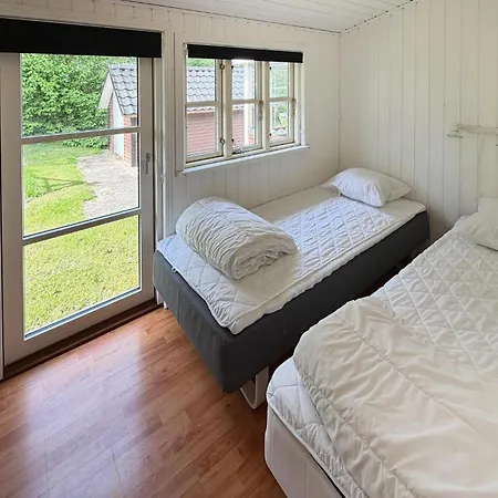 3 Bedroom Awesome In